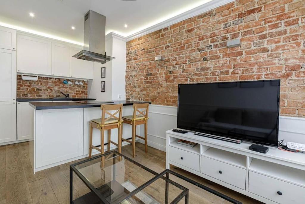 Central Wroclaw Apartment - City Center - Bright And Cozy - U11 Exterior photo