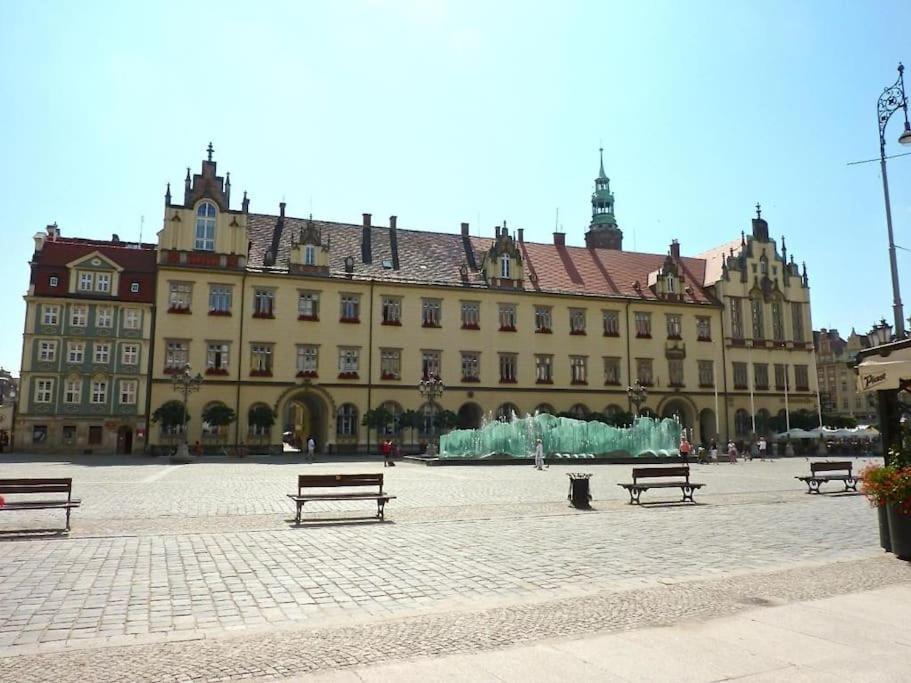 Central Wroclaw Apartment - City Center - Bright And Cozy - U11 Exterior photo